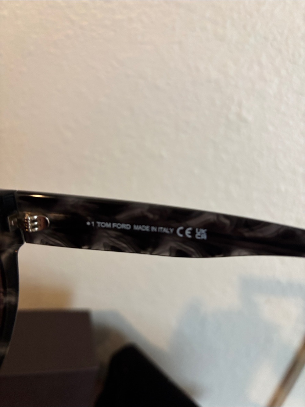 Tom Ford Black Tortoise Cat-Eye Women's Sunglasses - Picture 2 of 4